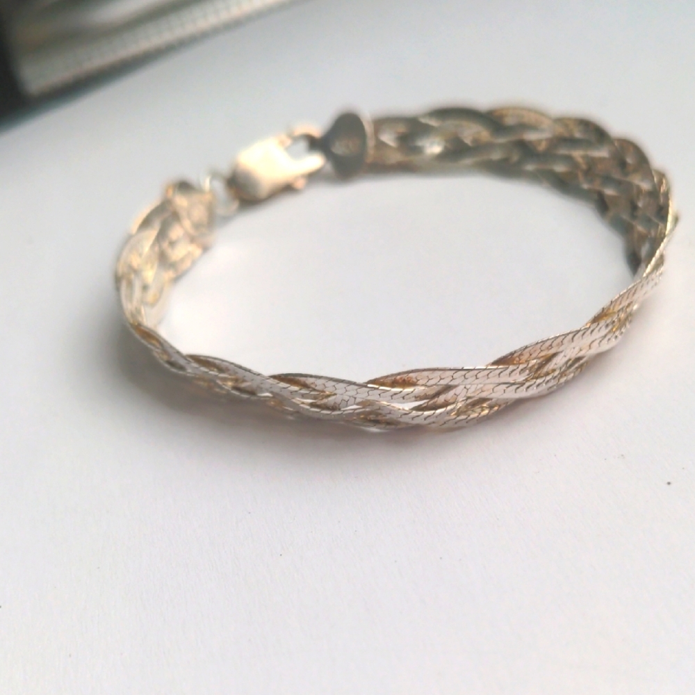 Solid Sterling Silver Herringbone Braided Bracelet. New Italian.  71/2 inches